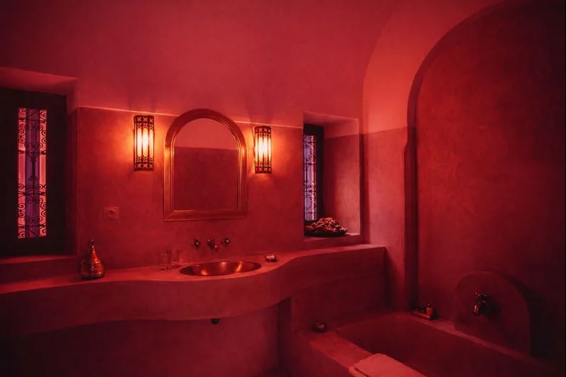 Spa in Bur Dubai for men, women and couples — calm, discreet setting